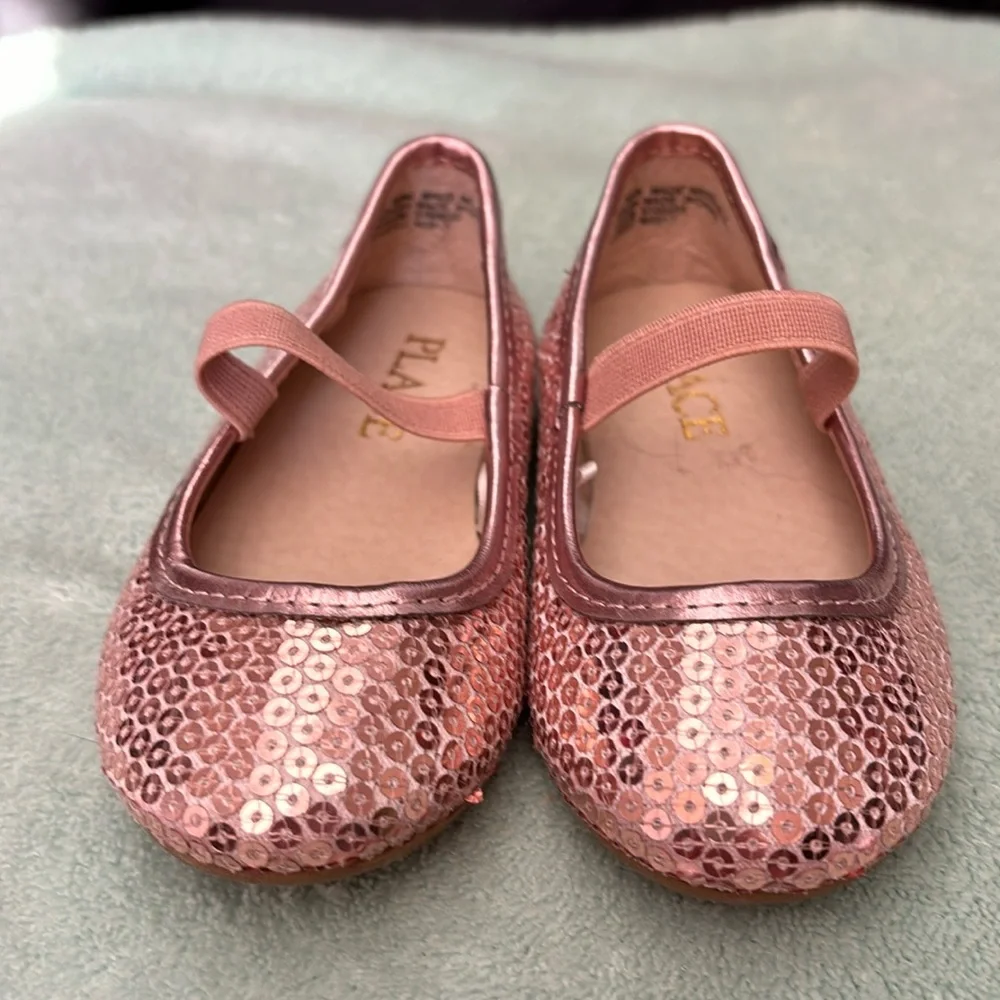 Children’s place sequin pink shoes, size 5
